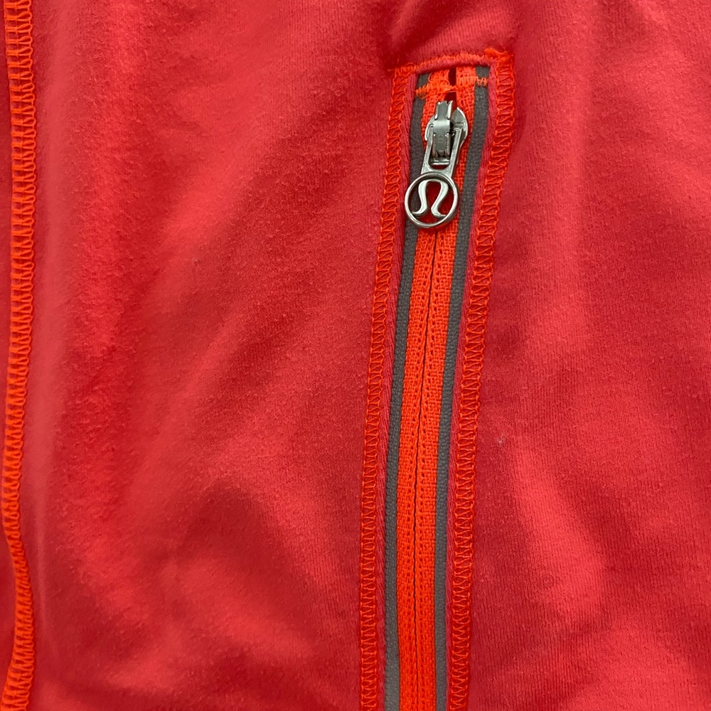 Lululemon Define Jacket Size 2! - image 2